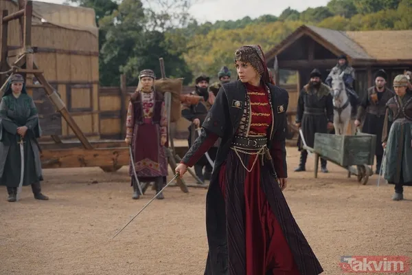 Kuruluş Osman’ın Begüm Hatun’u Buçe Buse Kahraman’ın gözlerden uzak tuttuğu sevgilisine bakın! - 4