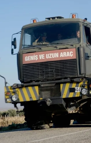 Son dakika: Suriye sınırına askeri sevkiyat