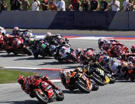 MotoGP Katar’da başlıyor