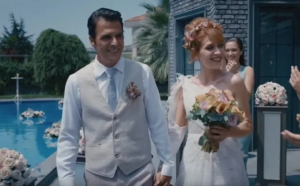 atiye-2-sezon-nasil-izlenir-ikilinin-yollari-yine-kesisiyor-atiye-3-sezon-ne-zaman-baslayacak-1599769040938.jpg Atiye 2. sezon nasıl izlenir? İkilinin yolları yine kesişiyor! Atiye 3. sezon ne zaman başlayacak?-8