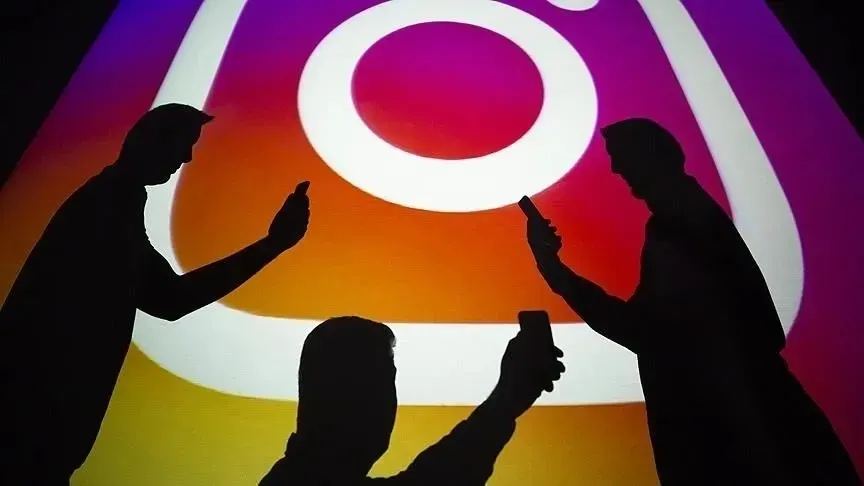 abdde-uzlasan-meta-guvenligi-artiriyor-cocuklar-icin-sosyal-medyada-yeni-donem-1787882102986.jpeg Çocuk aynı çocuk kurallar farklı! Instagram ve Facebook, ABD’de çocukları koruma kararı aldı: Türk aileler de RTÜK’ün harekete geçmesini istedi-5