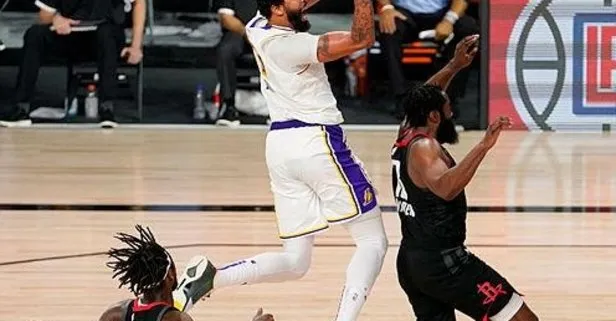 Lakers Houston’ı geçti