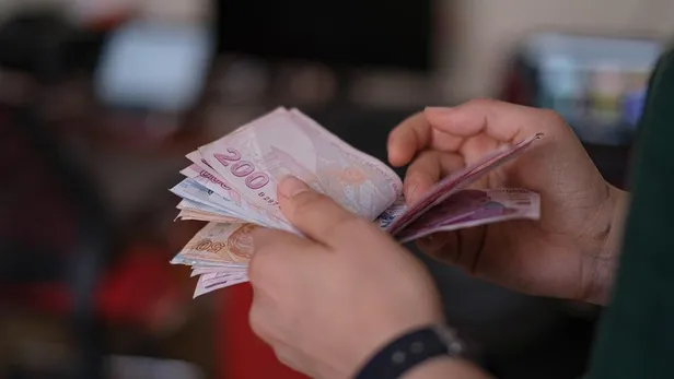 Dul ve yetim maaşı ile yaşlılık parası alanlara ikramiye var mı? Kimler ikramiye alacak? SGK 5000 TL emekli ikramiye şartları 2023-4