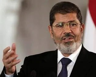 Dünya Mursi için ayakta