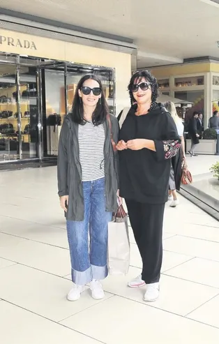 Anneyle kahvaltı keyfi