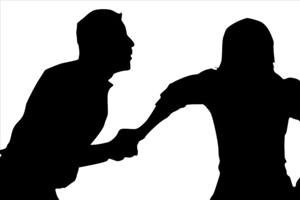 ruyalarinda-karisinin-kendisini-aldattigini-gordu-siddet-uyguladi-son-ruyasinda-da-aldatildigini-gorunce-karis-1655706533252.jpg Rüyalarında karısının kendisini aldattığını gördü şiddet uyguladı! Son rüyasında da aldatıldığını görünce karısını boğarak öldürmeye çalıştı-5