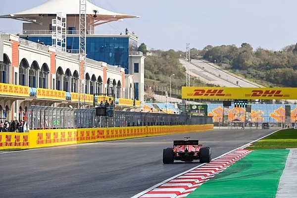 digiturk-s-sport-neden-yok-digiturk-f1-hangi-kanalda-formula-1-istanbul-s-sports-canli-izle-linki-haberimizde-1605431932316.jpg