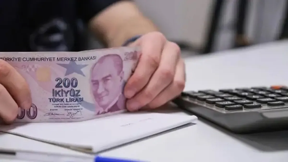 emekli-bayram-ikramiyesi-odeme-tarihleri-belli-oldu-kurban-bayrami-oncesi-hesaplara-yatacak-1778589894633.jpeg Emekli bayram ikramiyesi ödeme tarihleri belli oldu! Kurban Bayramı öncesi hesaplara yatacak | Asgari ücretliye 5 bin 505 TL mesai farkı-8