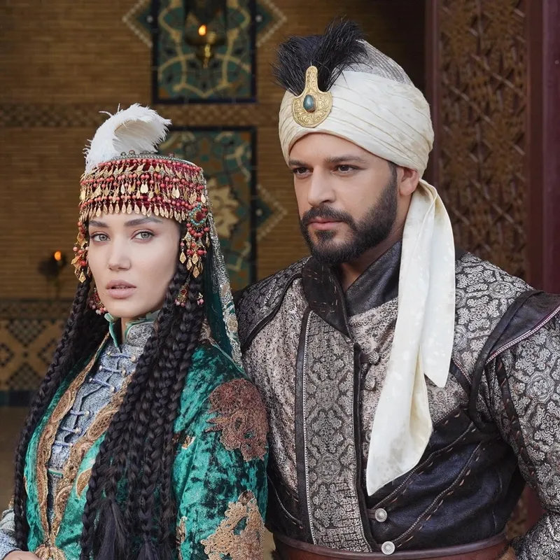 emre-kivilcim-ve-yulduz-rajabova-evlendi-sessiz-sedasiz-nikahtan-ilk-goruntuler-geldi-1771483798940.jpg Emre Kıvılcım ve Yulduz Rajabova evlendi! Sessiz sedasız nikahtan ilk görüntüler geldi-5