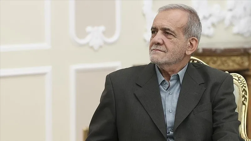 iran-basini-duyurdu-pezeskiyan-israil-hava-saldirisinda-bacagindan-yaralandi-1752400109457.jpeg İran basını duyurdu! Pezeşkiyan İsrail hava saldırısında bacağından yaralandı... Nasrallah'ın akıbetini yaşayacaktı-4