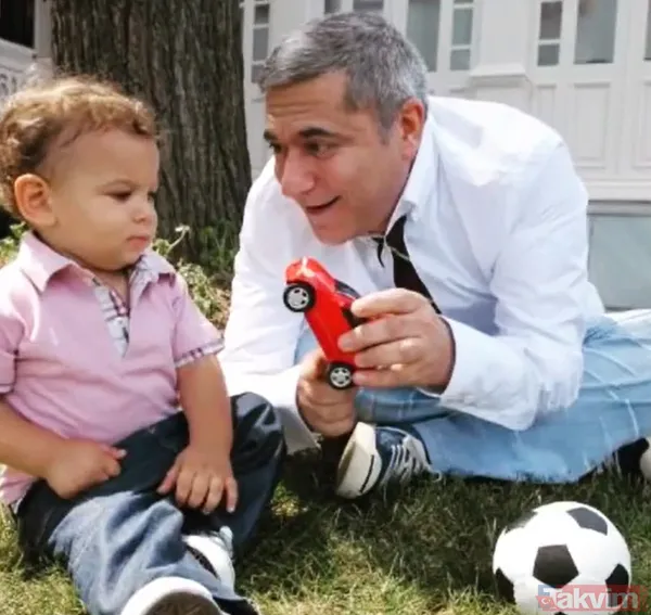 Mehmet Ali Erbil 40 yaş küçük sevgilisinin yanında eski eşine takıldı! “Sazan” muhabbeti geceye damga vurdu! Tepkiler çığ gibi... - 28