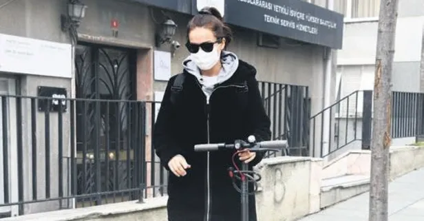 Çevre dostluğu İrem Sak'ı yayan bıraktı