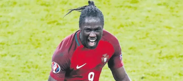 Quaresma Eder’i getiriyor