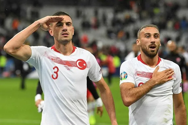 Merih Demiral için Manchester United'dan 30 milyon euroluk teklif
