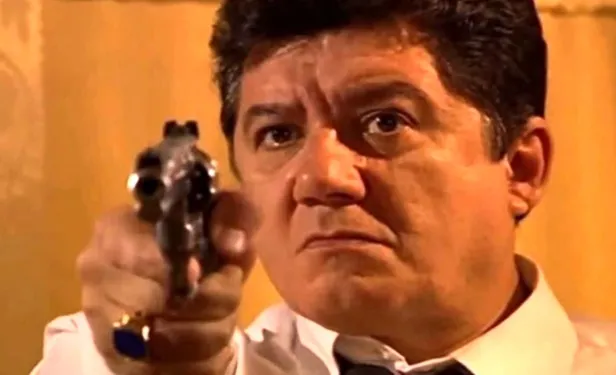 her-biri-kurtlar-vadisini-unutulmaz-kildi-iste-kurtlar-vadisinde-kalplere-muhrunu-vurmus-10-efsane-isim-1639726849270.jpg Kurtlar Vadisi'nde kalplere mührünü vurmuş 10 efsane isim! Her biri Kurtlar Vadisi'ni unutulmaz kıldı!-6