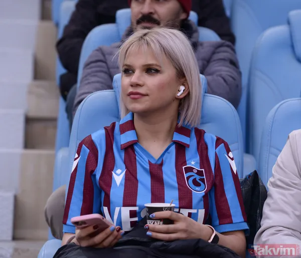 Trabzon artık şampiyonluğu bekliyor! Boş uçak kalmadı oteller yüzde 100 dolu - 21