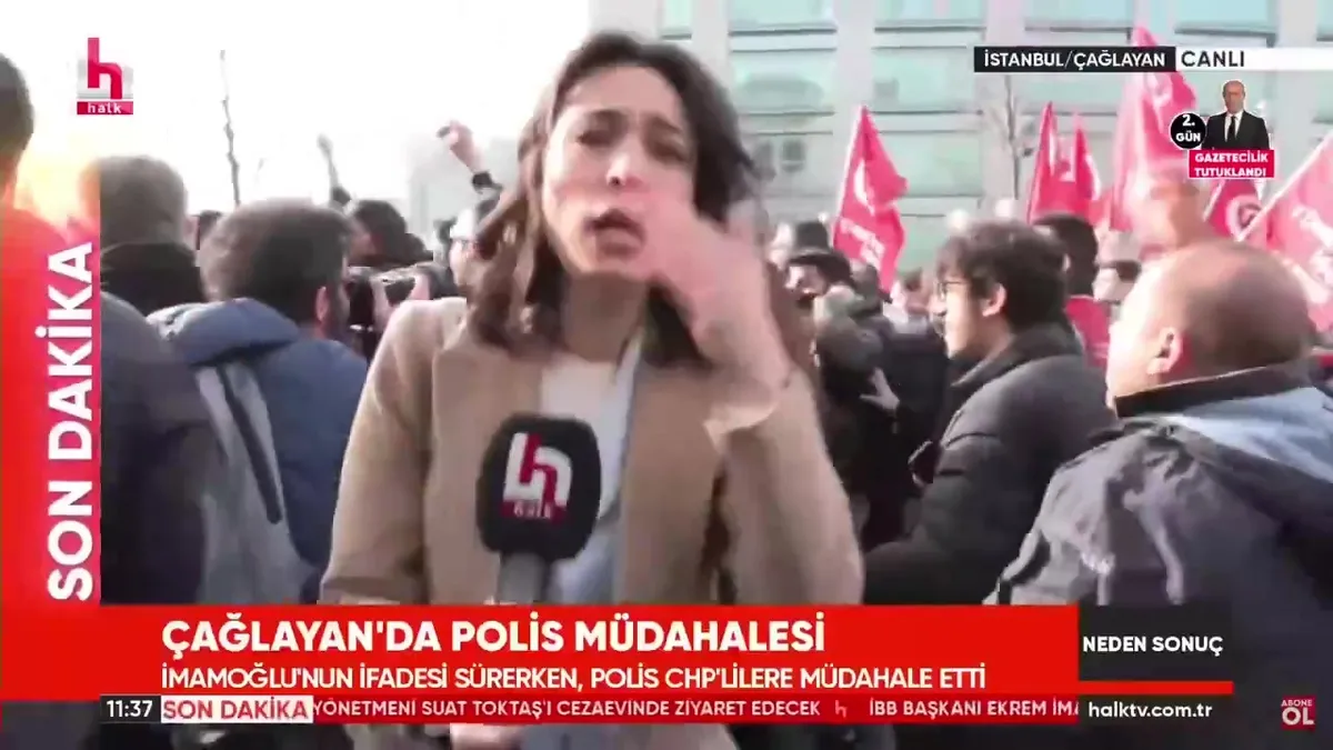 Halk TV muhabirinden ‘biber gazı’ oyunu!