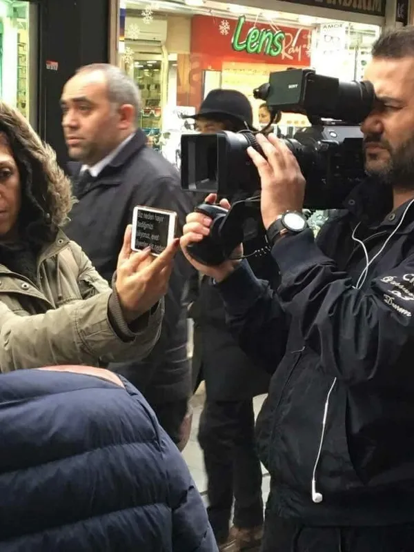 CHP'nin prompterli röportaj oyunu-1