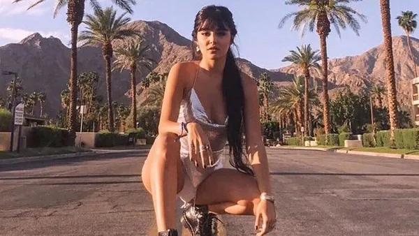 Hande Erçel’in Coachella’da giydiği kıyafette Türkan Şoray detayı-1