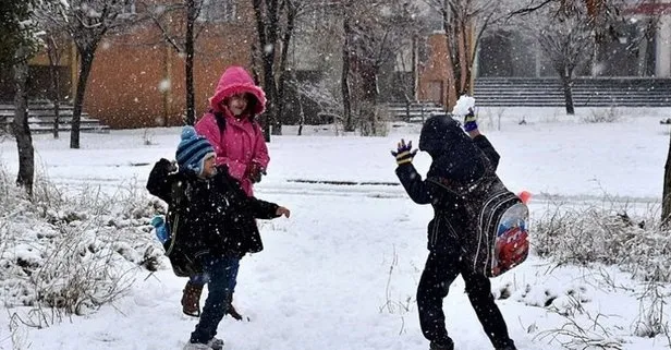 Kars’ta okullar tatil mi? 14 Ocak Cuma Kars’ta yarın okullarda ders olacak mı? Kars Valiliği kar tatili açıklaması…