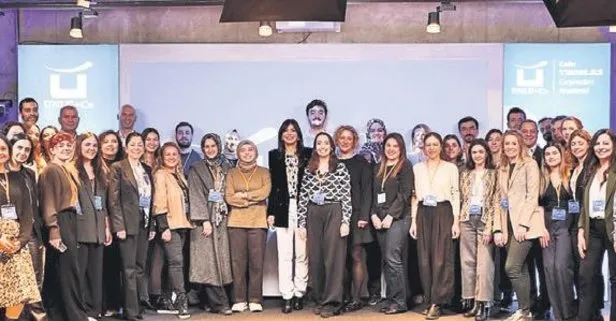 ÜNLÜ & Co Kadın Teknoloji Girişimcileri Akademisi'nde yeni dönem başladı