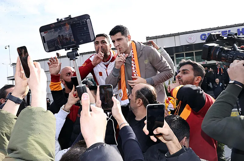 Galatasaray'a Morata'dan sonra bir dünya yıldızı daha! Görüşme başladı - 16
