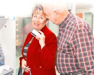 Emekli maaşına 238 lira zam