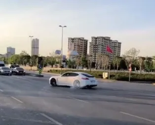 İstanbulda lüks araçlı maganda ortalığı birbirine kattı