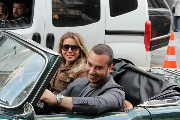 2 buçuk milyon TL'lik lüks cip, 200 bin TL'lik tektaş, 340 bin TL'lik saat... Öykü Çelik'in ayakları yere basmıyor-8