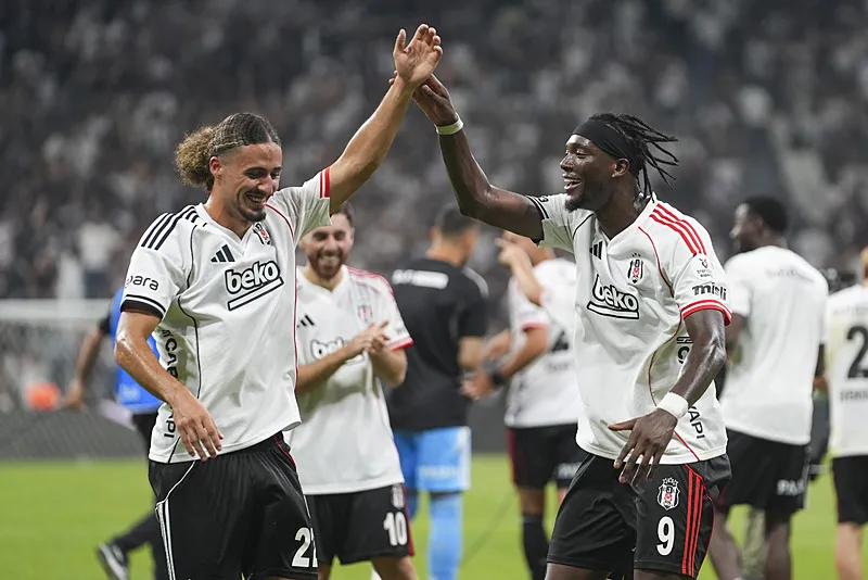 Solskjaer'in kozu orta saha! Beşiktaş'ın 11'i netleşti - 5