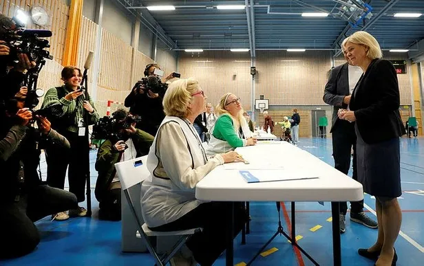 isvecte-genel-secimler-basbakan-andersson-liderligindeki-sosyal-demokrat-parti-birinci-cikti-1662921049704.jpeg İsveç'te genel seçimler: Başbakan Andersson liderliğindeki Sosyal Demokrat Parti birinci çıktı-3