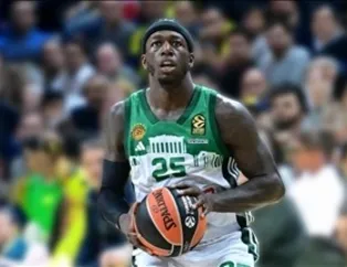 Nunn 3 yıl daha Pana’da