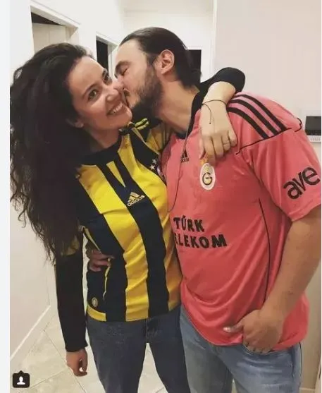unlu-isimler-galatasaray-fenerbahce-maci-icin-suudi-arabistanda-murat-yildirim-pelin-akil-anil-altan-1703833532295.jpg Ünlü isimler Galatasaray - Fenerbahçe maçı için Suudi Arabistan'da! Murat Yıldırım, Pelin Akil, Anıl Altan...-7