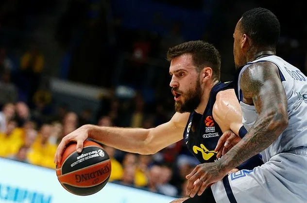 Fenerbahçe Beko'da seri sona erdi |  Khimki: 84 Fenerbahçe Beko: 78 Maç sonucu