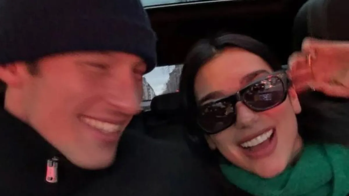 Dua Lipa ve Callum Turner nişanlandı!