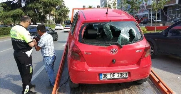 Samsun'da otomobil yayalara çarptı: 2 yaralı