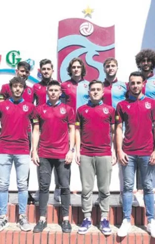 Trabzon’dan 9 imza birden