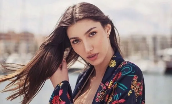 sevval-sahin-kimdir-kac-yasinda-nereli-binge-eating-ne-demek-1602222668714.jpg Şevval Şahin kimdir, kaç yaşında, nereli? Binge eating ne demek?-3