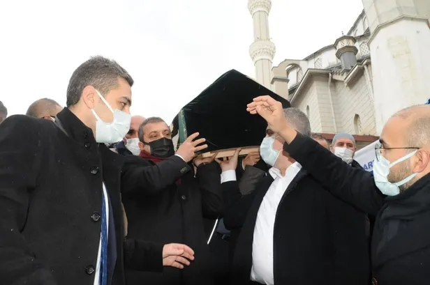 Merkez Bankası Başkanı Şahap Kavcıoğlu’nun kız kardeşi Serap Görcü son yolculuğuna uğurlandı-4