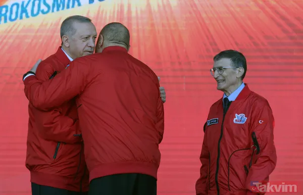 Azerbaycan'ın başkenti Bakü'de TEKNOFEST heyecanı! Gökyüzüne ay-yıldız çizildi - 39