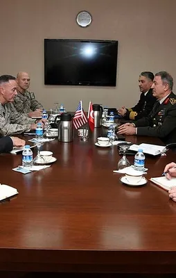 Kritik görüşme İncirlik'te başladı