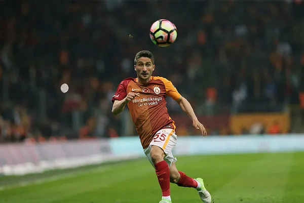 galatasarayli-sabri-sarioglundan-yillar-sonra-sok-itiraflar-burak-yilmaz-selcuk-inan-ve-arda-turan-1636903017657.jpg Galatasaraylı Sabri Sarıoğlu'ndan yıllar sonra şok itiraflar! "Burak Yılmaz, Selçuk İnan ve Arda Turan..."-9