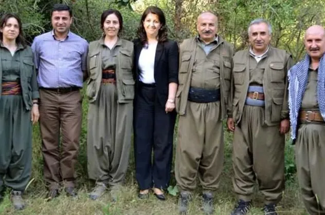 Son dakika: 10 HDP'li 1 bağımsız vekil hakkında hazırlanan fezlekeler Meclis'te