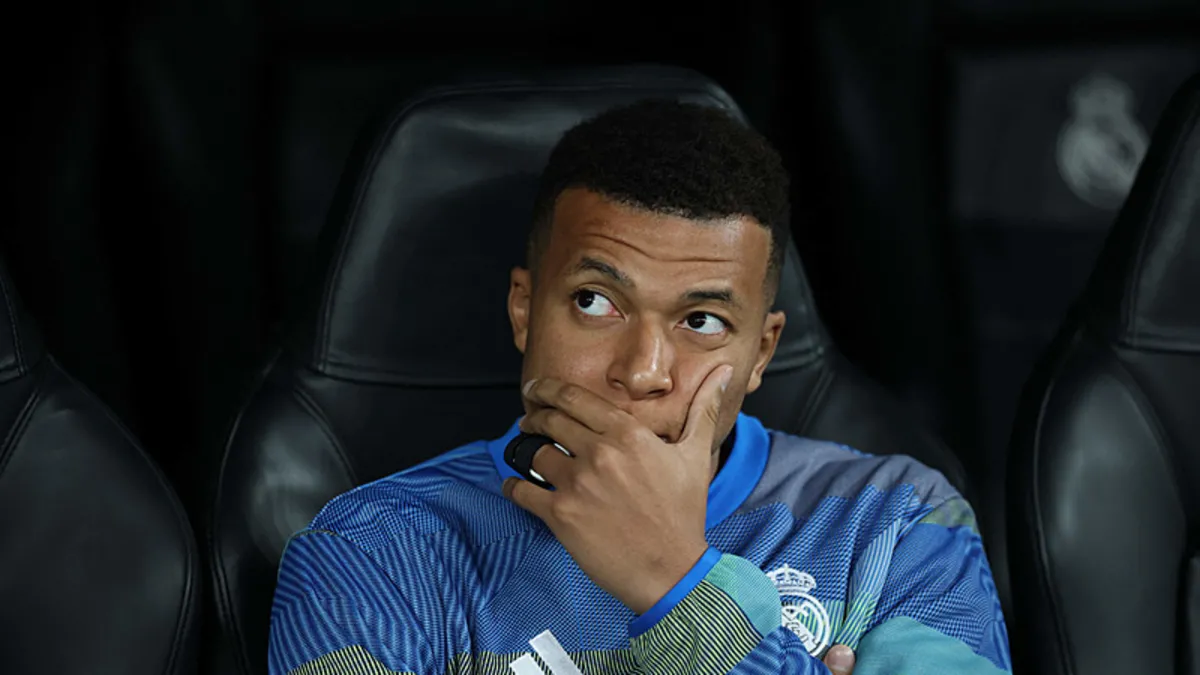 Real Madrid'e şok! Kylian Mbappe 3 hafta sahalardan uzak kalacak