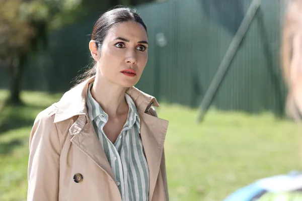 kardeslerim-94-bolum-fragmani-yayinlandi-suzan-hanimin-cicegini-sen-kaparsin-umarim-1686081496947.jpg Kardeşlerim 94. bölüm fragmanı yayınlandı: “Suzan Hanım'ın çiçeğini sen kaparsın umarım”-5