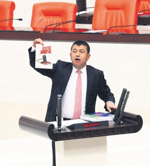adaylik-icin-altili-masadan-destek-bulamayan-kilicdaroglu-kendi-altilisini-buldu-1660779901295.jpeg Adaylık için altılı masadan destek bulamayan Kılıçdaroğlu kendi altılısını buldu-5