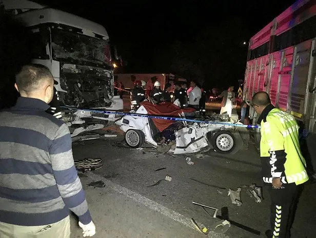 Kamyonun çektiği otomobile tır çarptı: 3 ölü, 2 yaralı-3