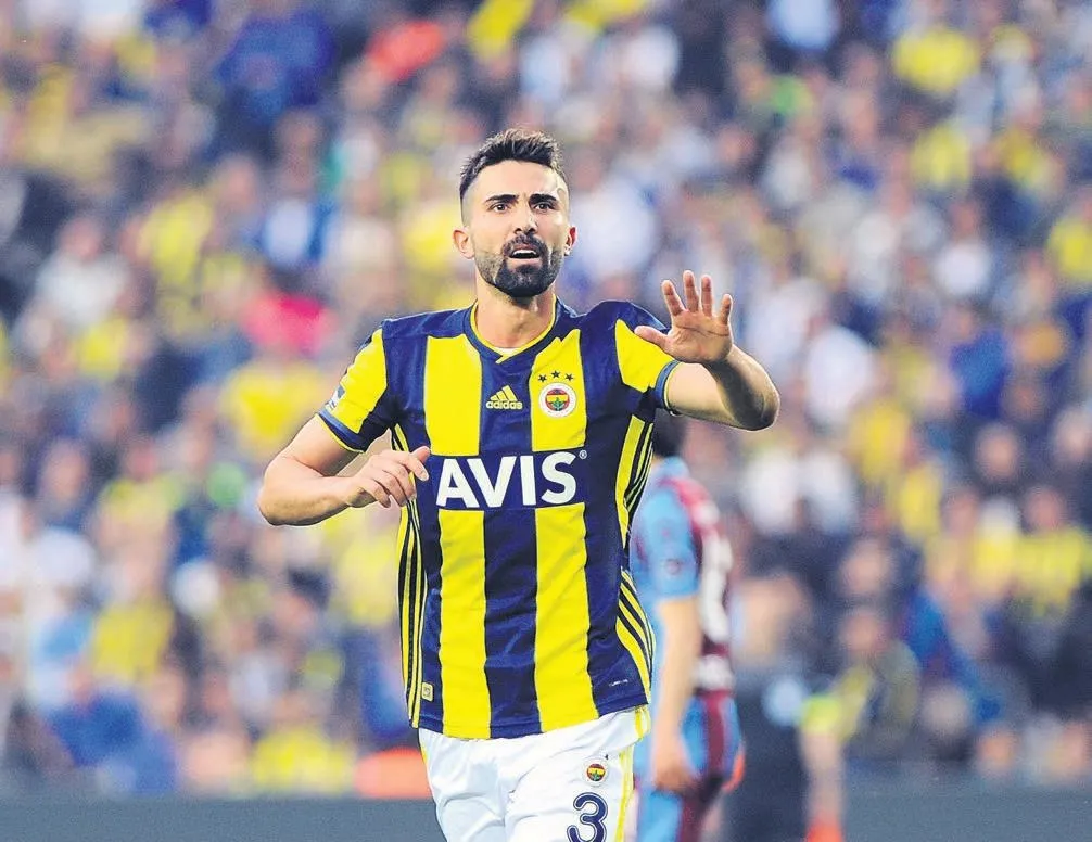 Hasan Ali Kaldırım Fener’i bekliyor