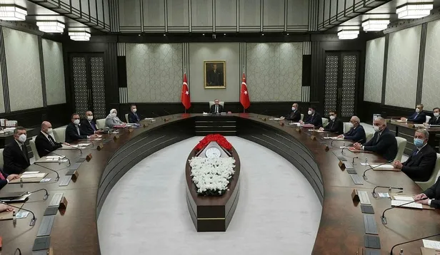 son-dakika-ramazan-ayinda-tam-kapanma-olacak-mi-baskan-erdogan-kabine-sonrasi-aciklayacak-1618326768590.jpeg Son dakika: Başkan Erdoğan kabine sonrası açıkladı: Ramazan ayında 2 haftalık kısmi kapanma uygulanacak-1