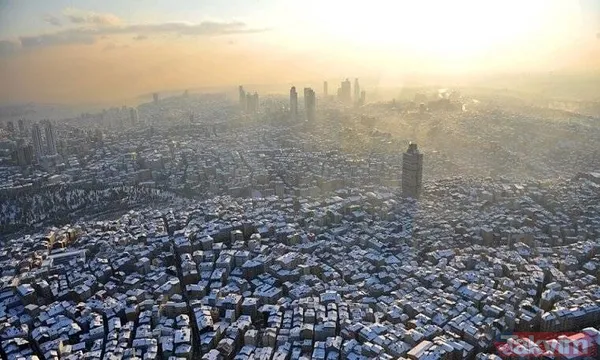Deprem İstanbul Genelinde Yoğun Hissedildi Deprem, Esenler'de 4,9; Güngören, Sultangazi, Bağcılar Ve Bahçelievler'de 4,8 Şiddetinde Hissedildi. Bu İlçelerde...